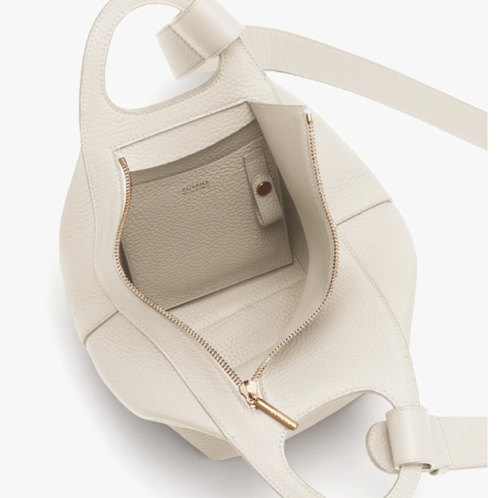Cuyana Paloma Bag in Ecru - Picture 2 of 15